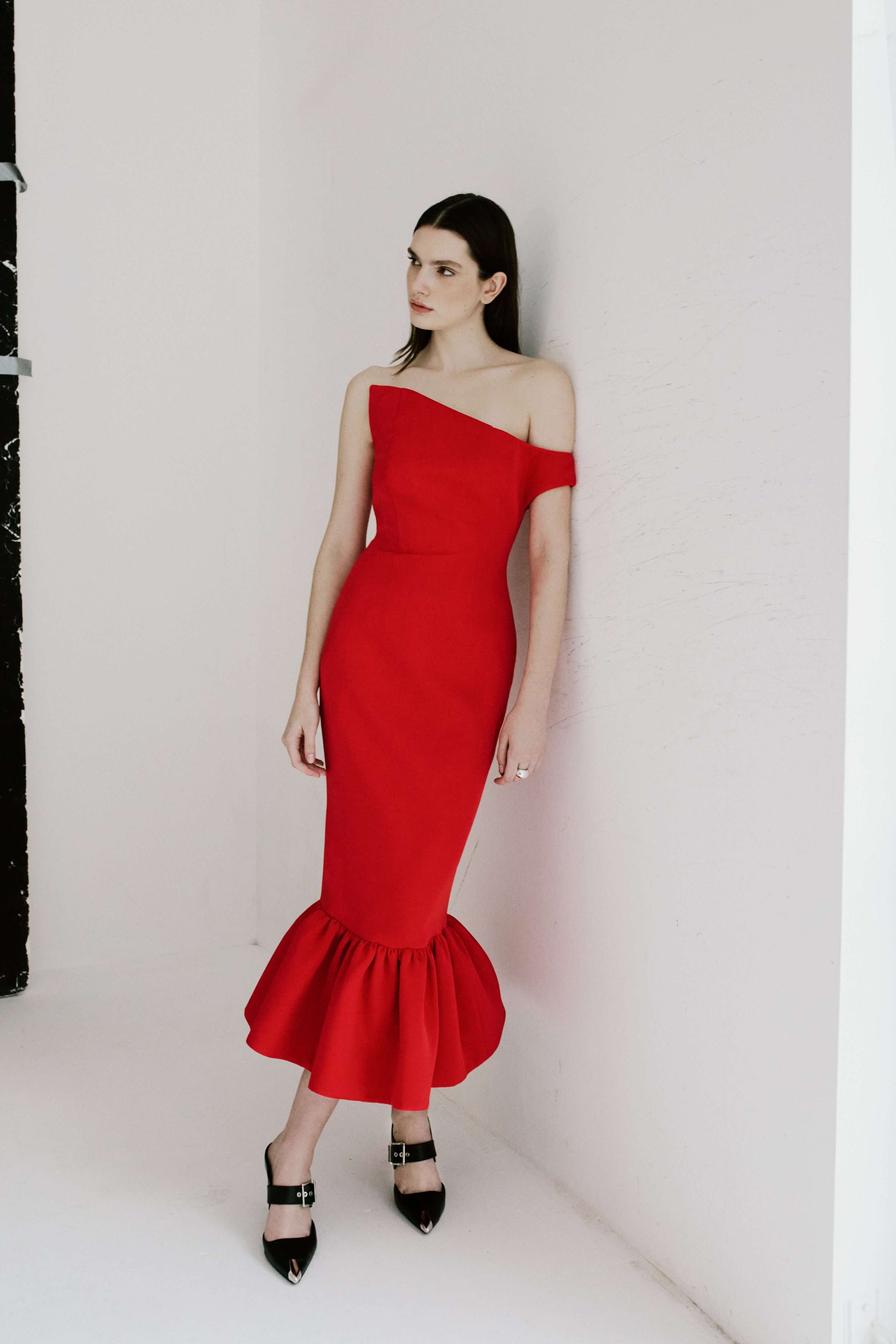 Asymmetrical Boat Neck Flounce Hem Midi Dress